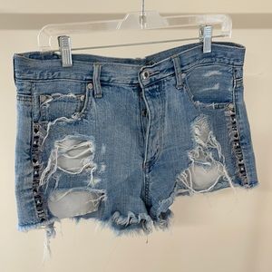 Ripped jeans shorts